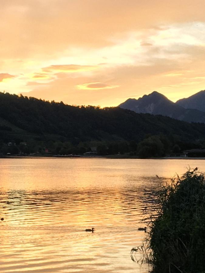 Paradiso Sul Lago Calceranica al Lago Luaran gambar