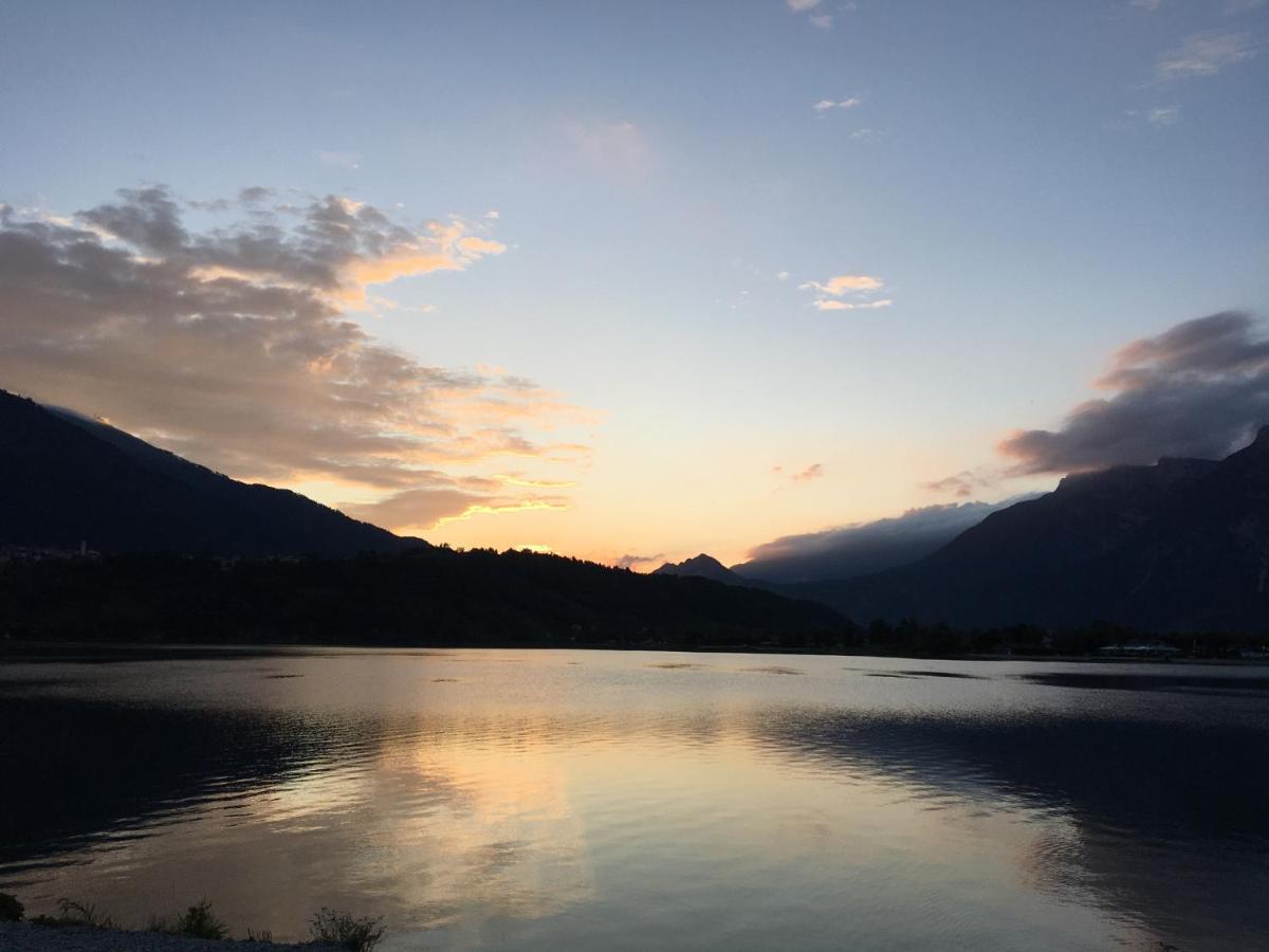 Paradiso Sul Lago Calceranica al Lago Luaran gambar