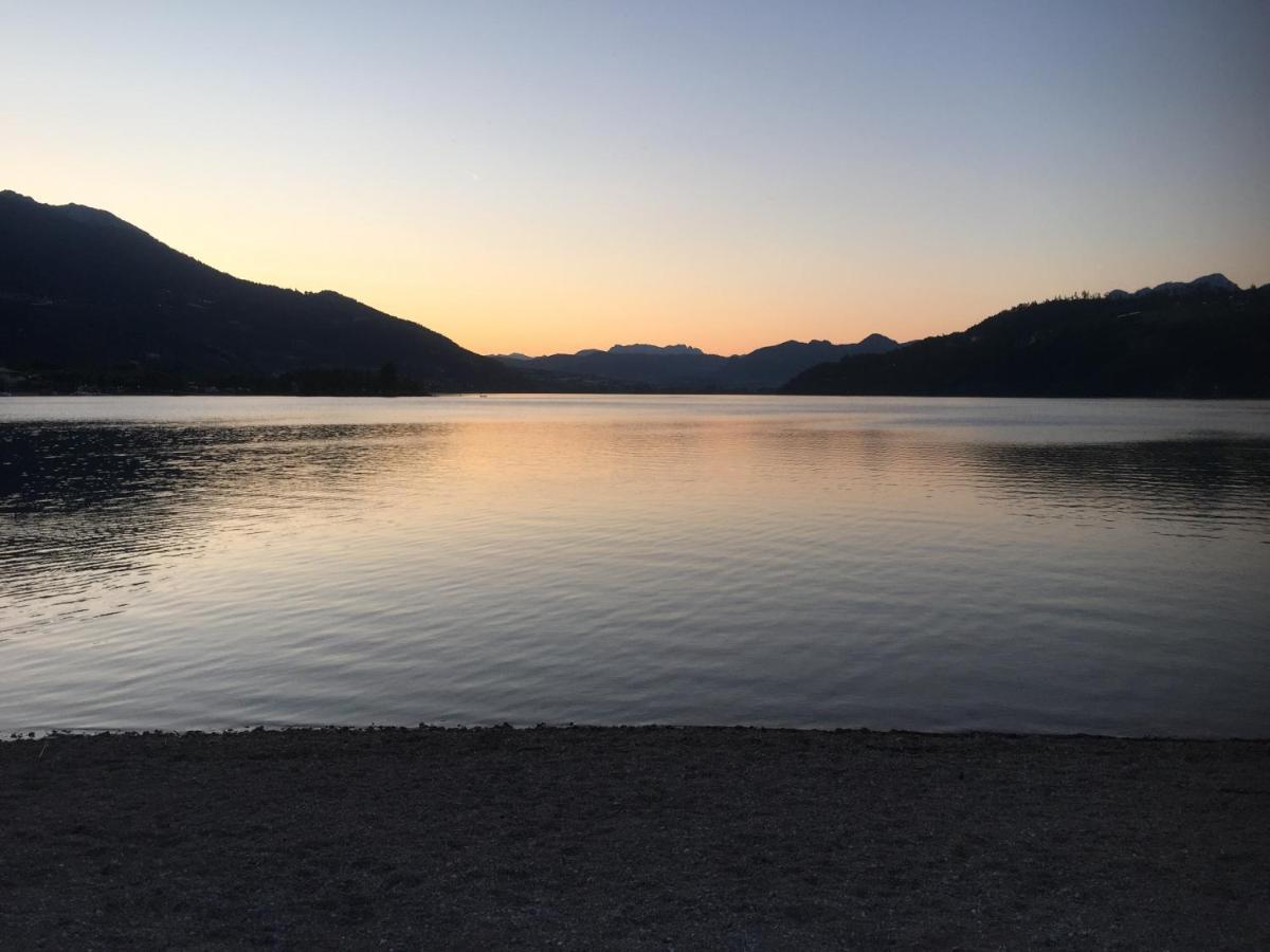 Paradiso Sul Lago Calceranica al Lago Luaran gambar